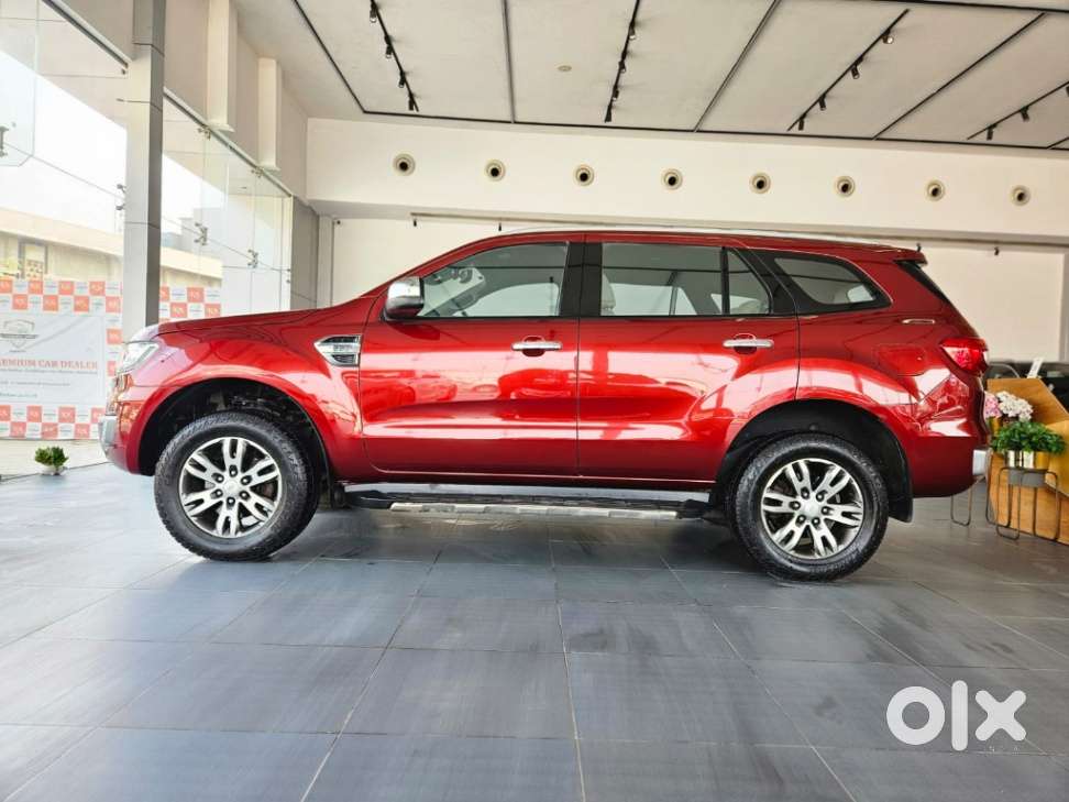 Ford Endeavour 2.2 Titanium At 4x2, 2016, Diesel
