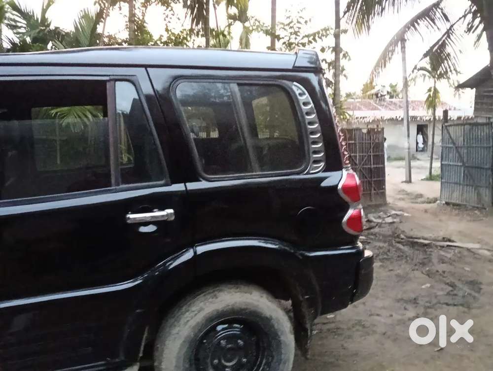 Mahindra Scorpio 2006 Diesel 216904 Km Driven
