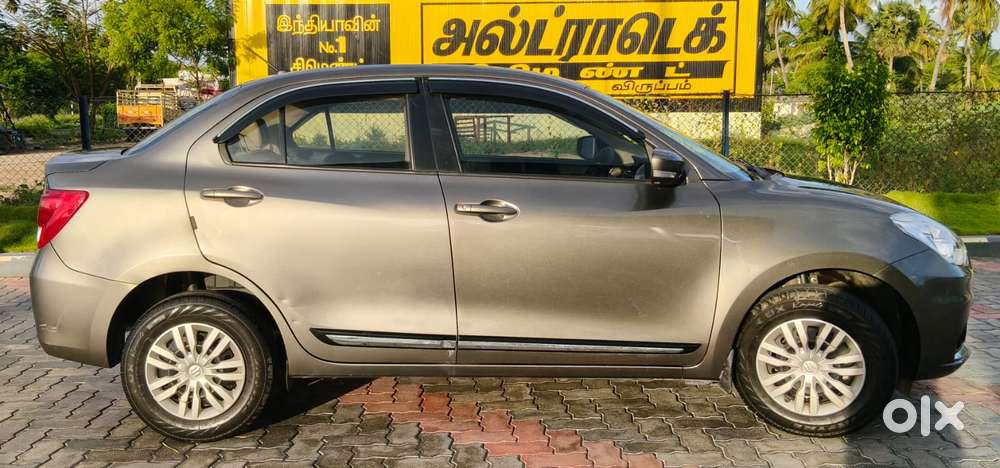 Maruti Suzuki Dzire 1.2 Vxi, 2022, Petrol