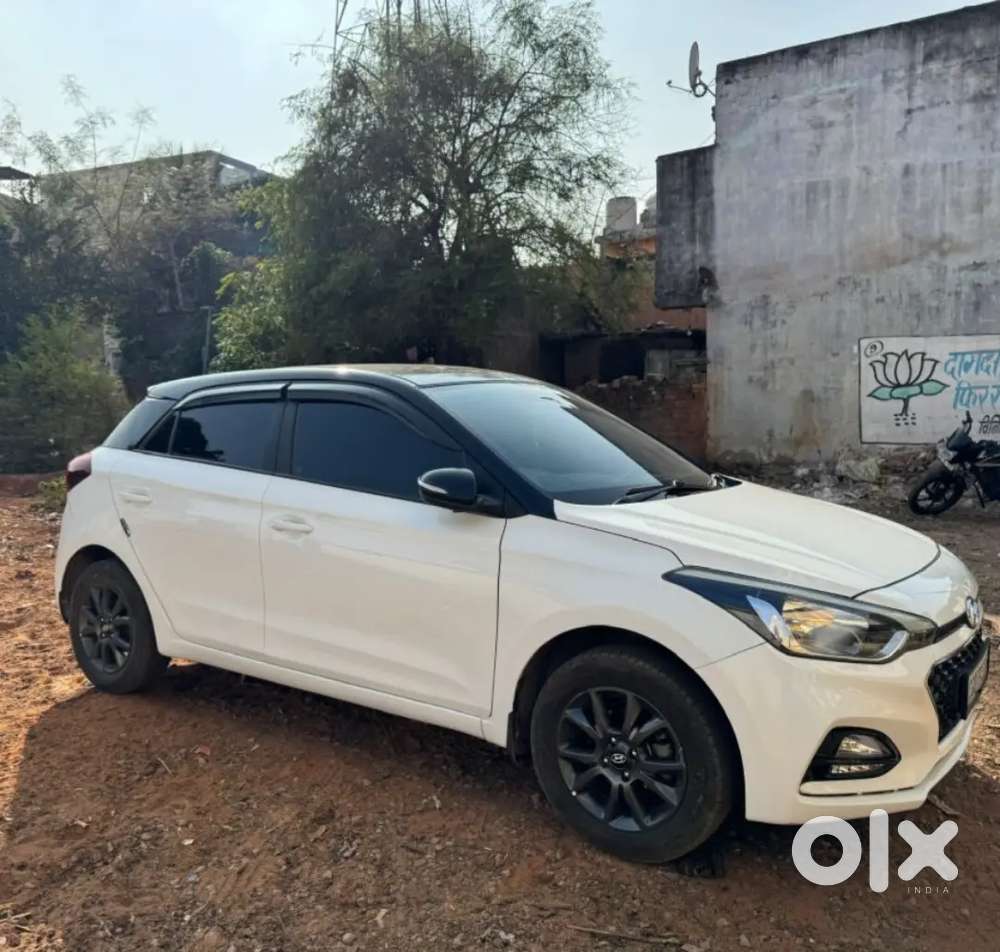 Hyundai I20 2020 Petrol 113000 Km Driven