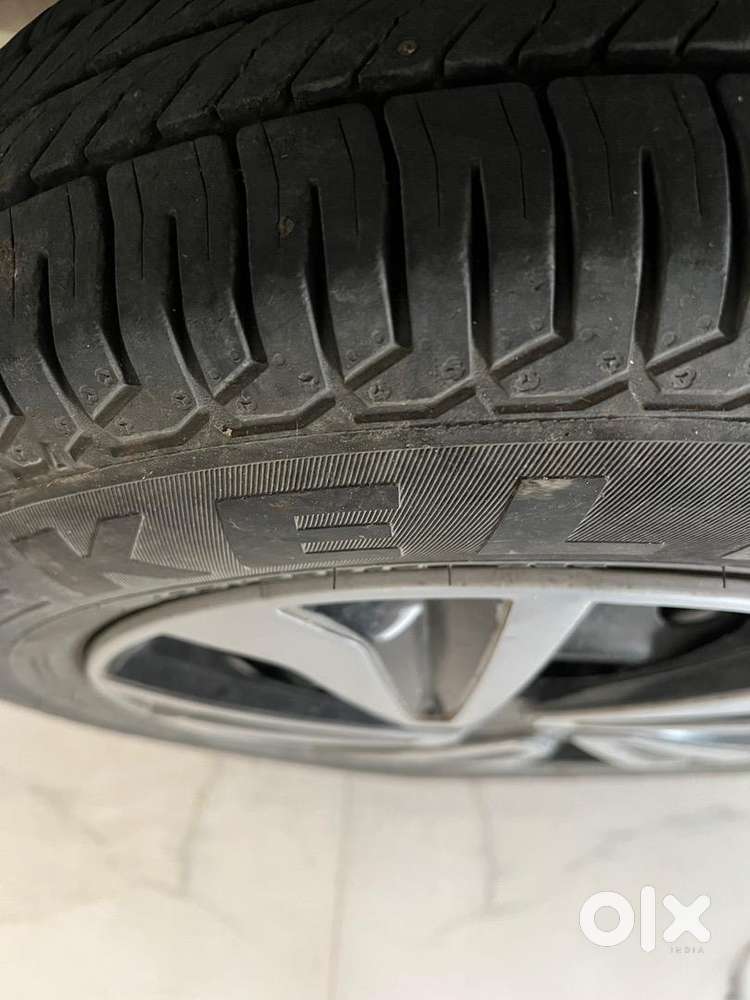 Maruti Suzuki Swift Dzire 2012 Petrol Well Maintained