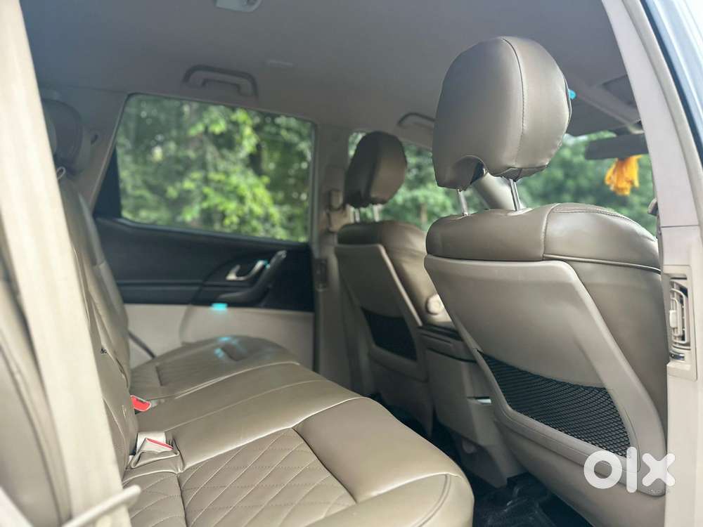 Mahindra Xuv500 W6 At, 2017, Diesel