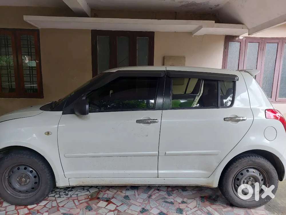 Maruti Suzuki Swift 2011