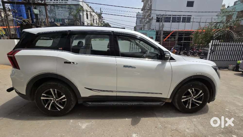 Mahindra Xuv700 Diesel Ax5 At 2024