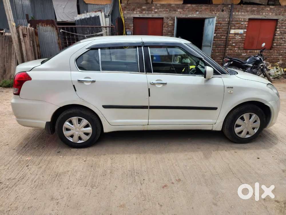 Swift Dzire Model 2010 Second Owner Malegaon Rto Paper Clear Hai