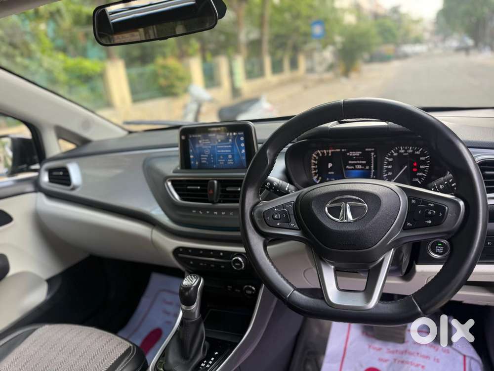 Tata Altroz 1.2 Xza Petrol Dct, 2023, Petrol