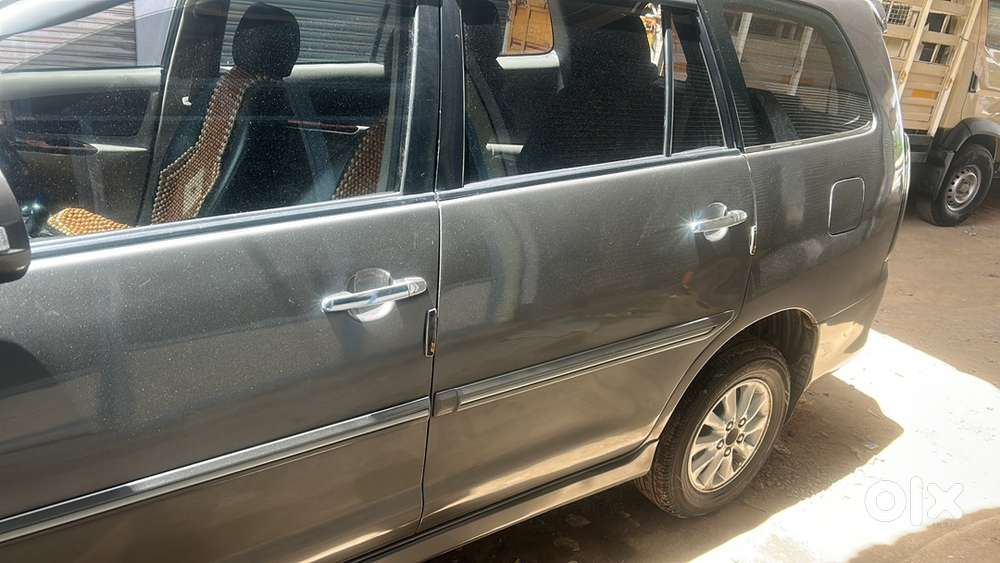 Toyota Innova Diesel 2012 Year