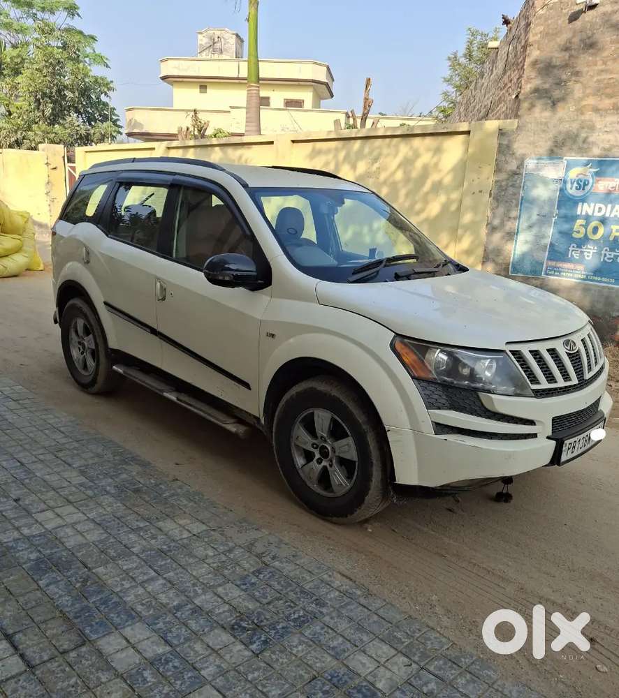Mahindra Xuv500 2013 Diesel 102500 Km Driven