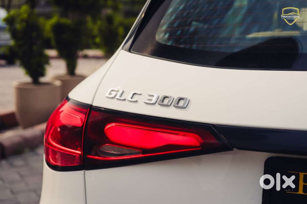 Mercedes-benz Glc Class 300 4matic, 2023, Petrol