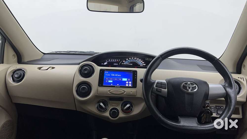 Toyota Platinum Etios 1.5 Vx, 2018, Petrol