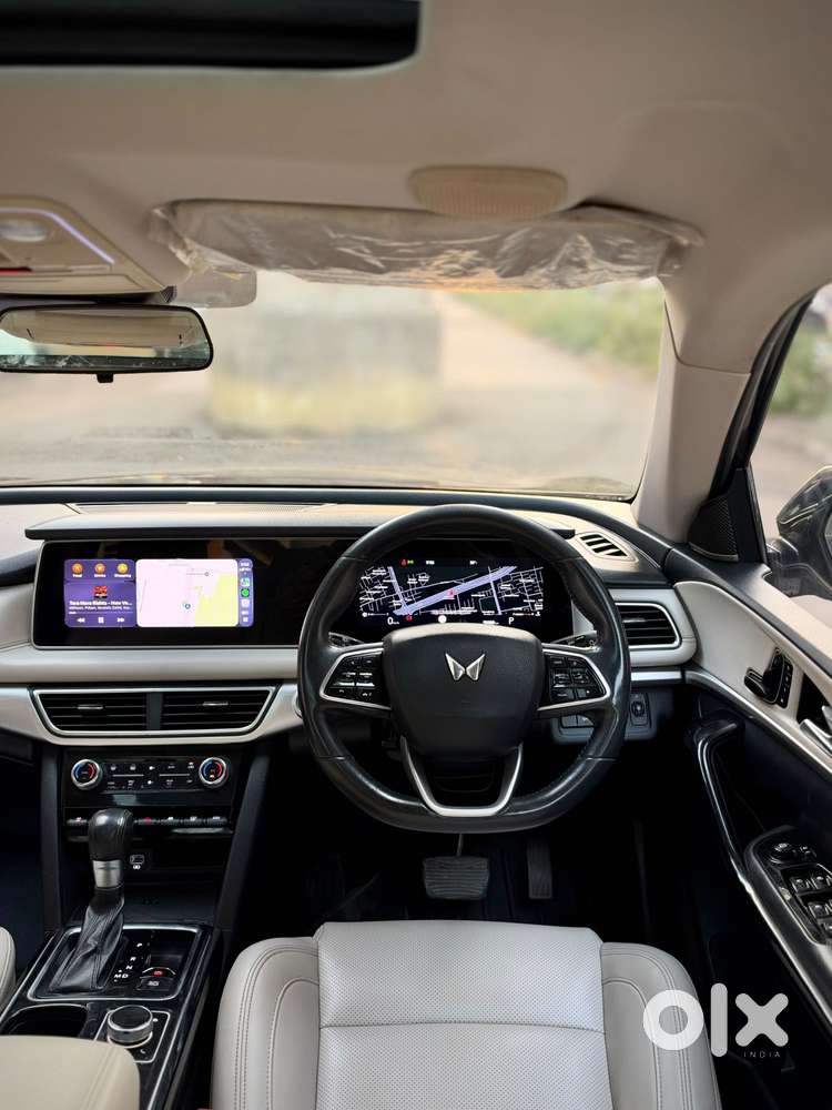 Mahindra Xuv700 2.2 Ax 7 Diesel At Luxury Pack Str, 2022, Diesel