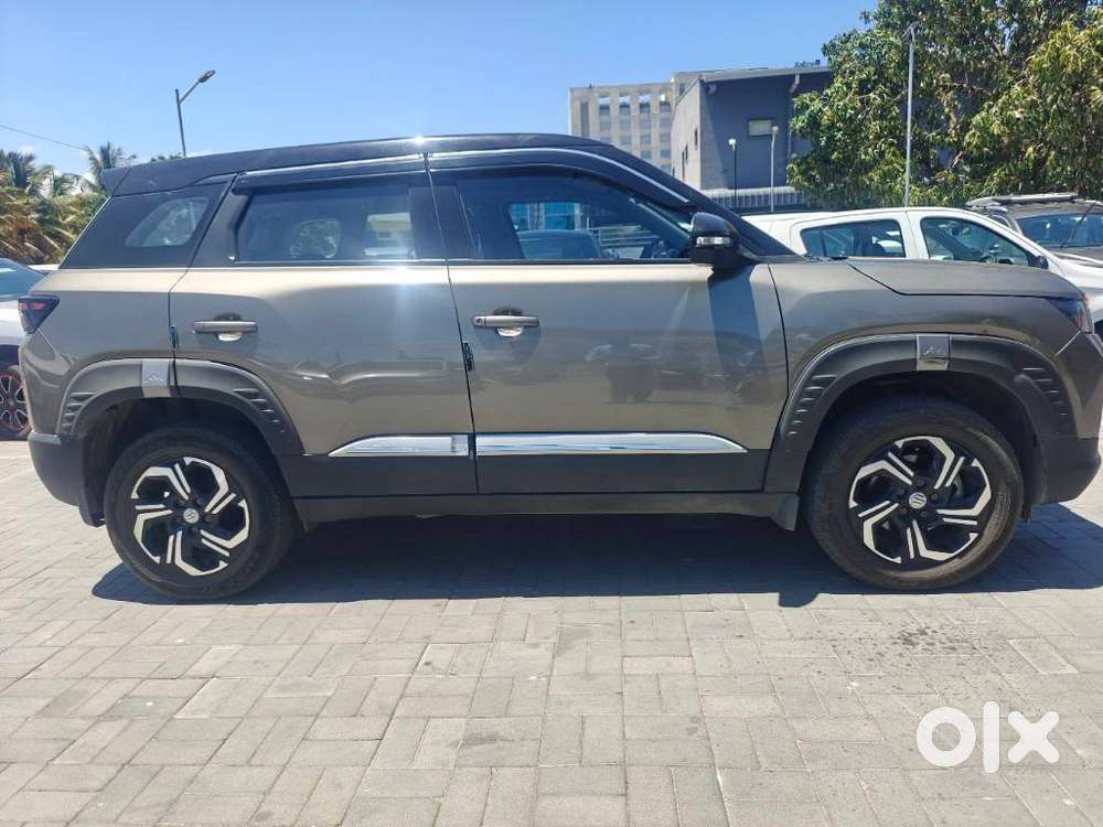Maruti Suzuki Brezza 1.5 Vxi At Smart Hybrid, 2024, Petrol