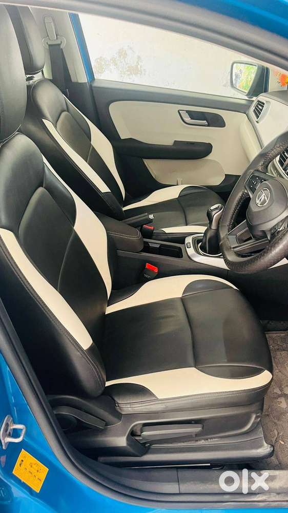 Tata Altroz Xz Petrol