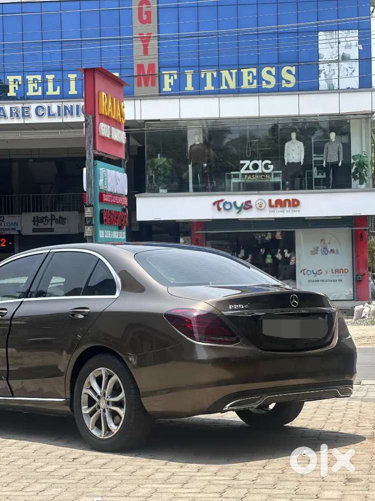Mercedes-benz C220d  Luxury Diesel Sedan