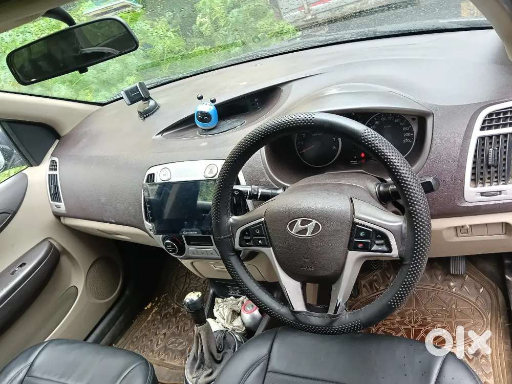 Hyundai I20 Sportz 2011