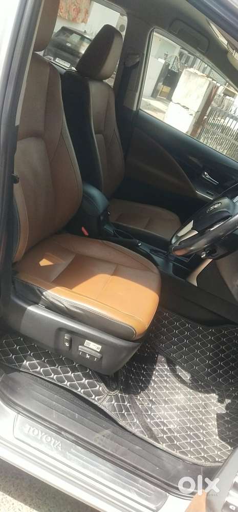 Toyota Innova Crysta 2.8z Automatic, 2019, Diesel