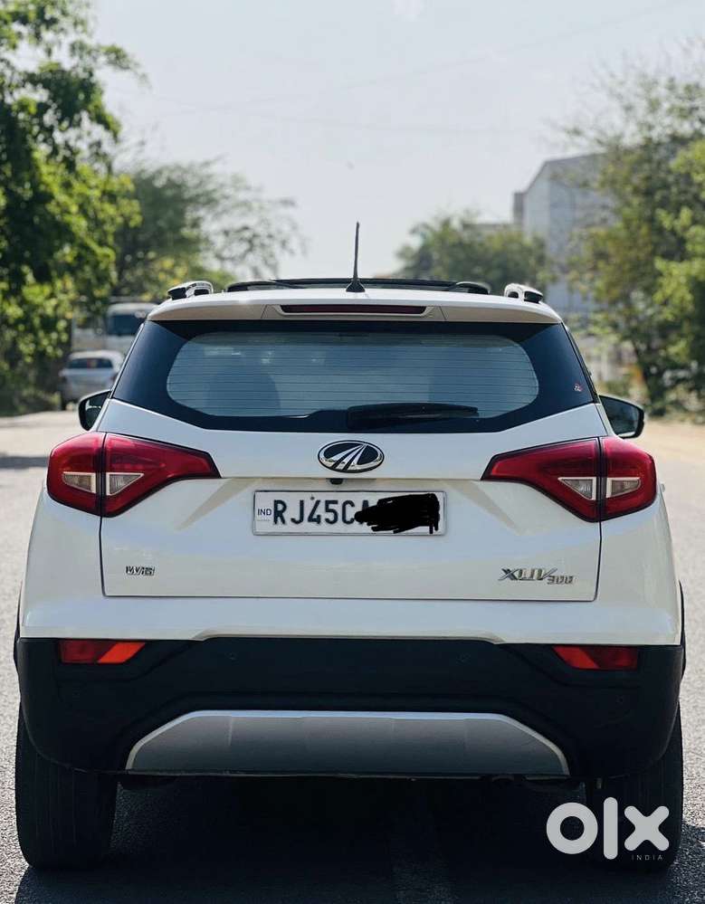 Mahindra Xuv300 W8 Option, 2021, Petrol