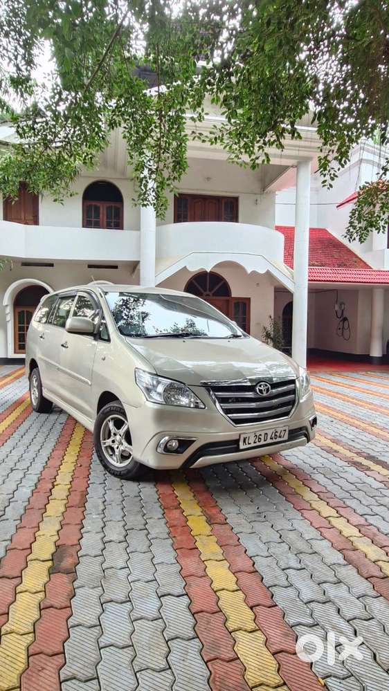 Toyota Innova, 2013