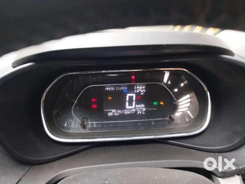 Tata Nexon Xz Plus 2022 Petrol