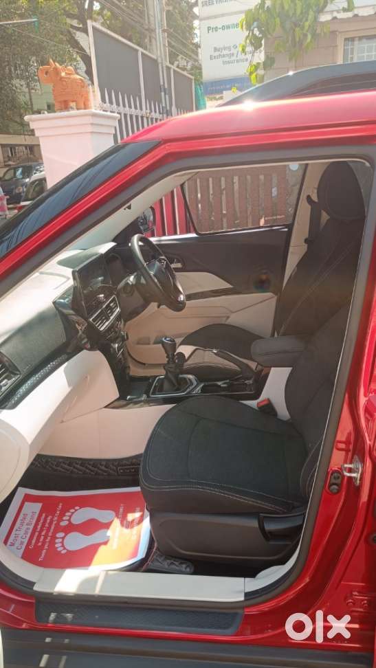 Mahindra Xuv 3xo, 2024, Petrol