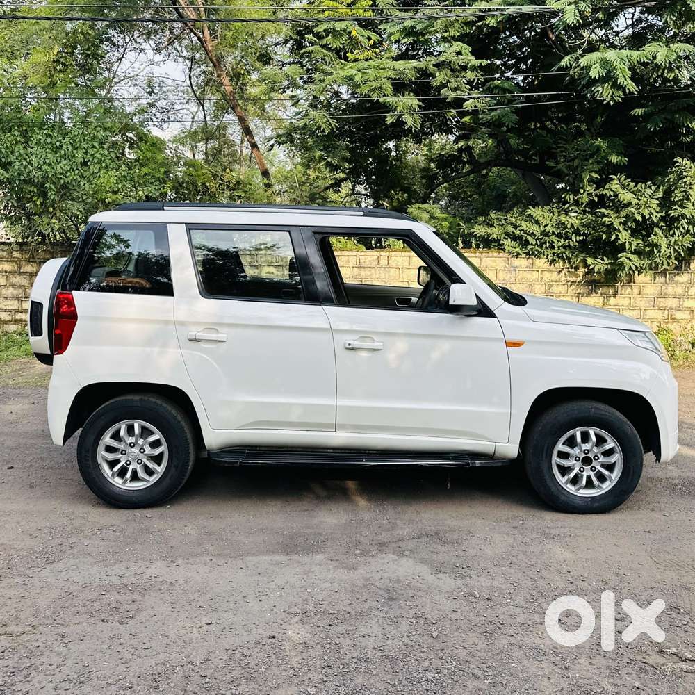 Mahindra Tuv 300 T8, 2015, Diesel