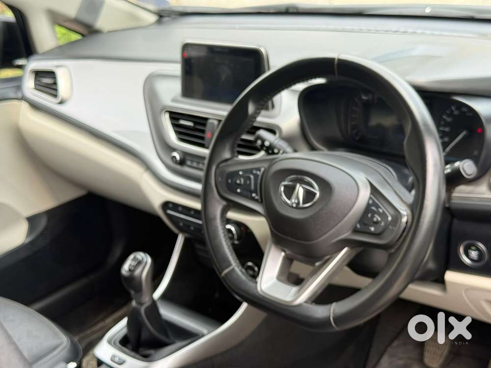Tata Altroz 1.2 Xza Plus, 2021, Petrol