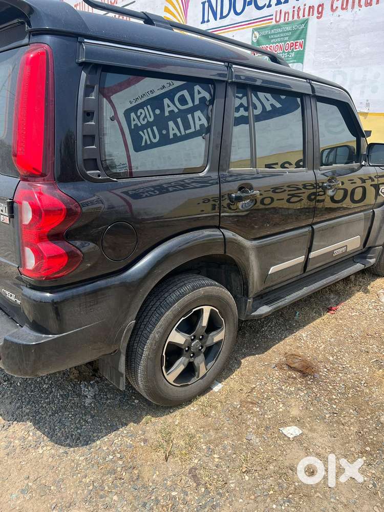 Mahindra Scorpio Classic 2023