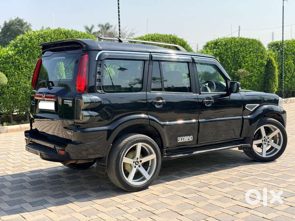 Mahindra Scorpio Classic 2.2 S 11 Mt 7 Str, 2021, Diesel