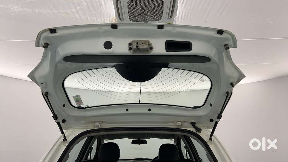 Tata Tiago 1.2 Revotron Xt Option, 2025, Petrol