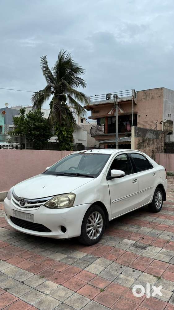 Toyota Etios 2013 Petrol