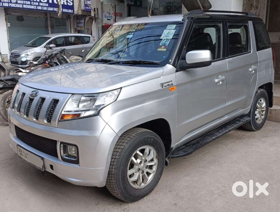 Mahindra Tuv 300 T8 Amt (automatic), 2017, Diesel