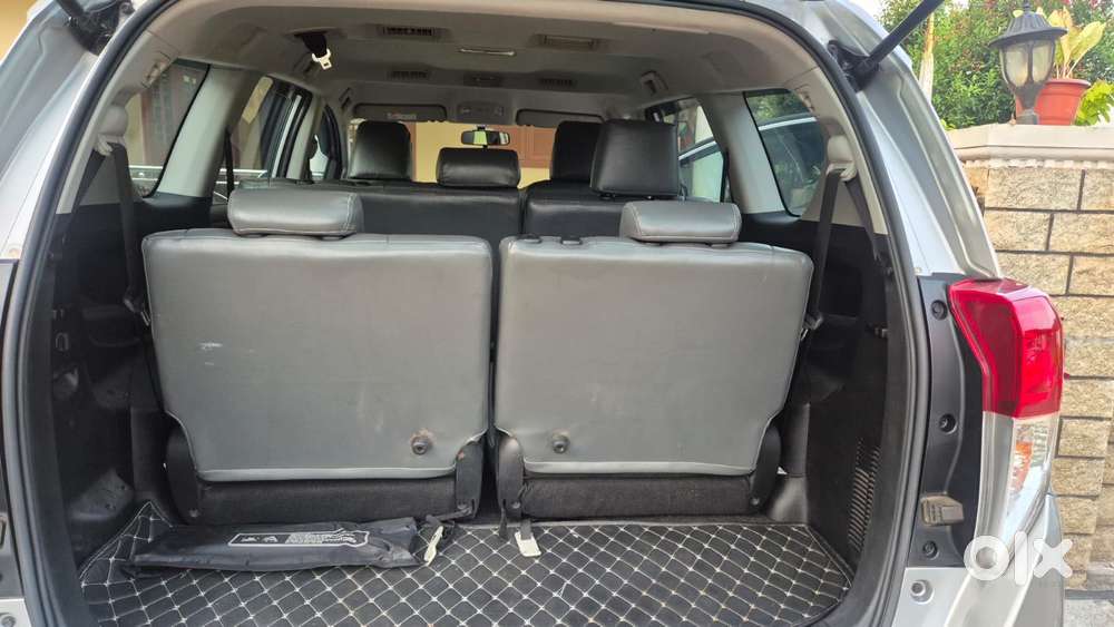 Toyota Innova Crysta 2.4 G Mt, 2023, Diesel