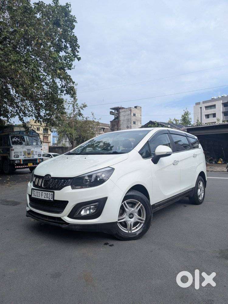 Mahindra Marazzo M6, 2020, Diesel