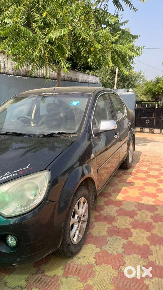 Ford Fiesta 2013 Petrol 112554 Km Driven