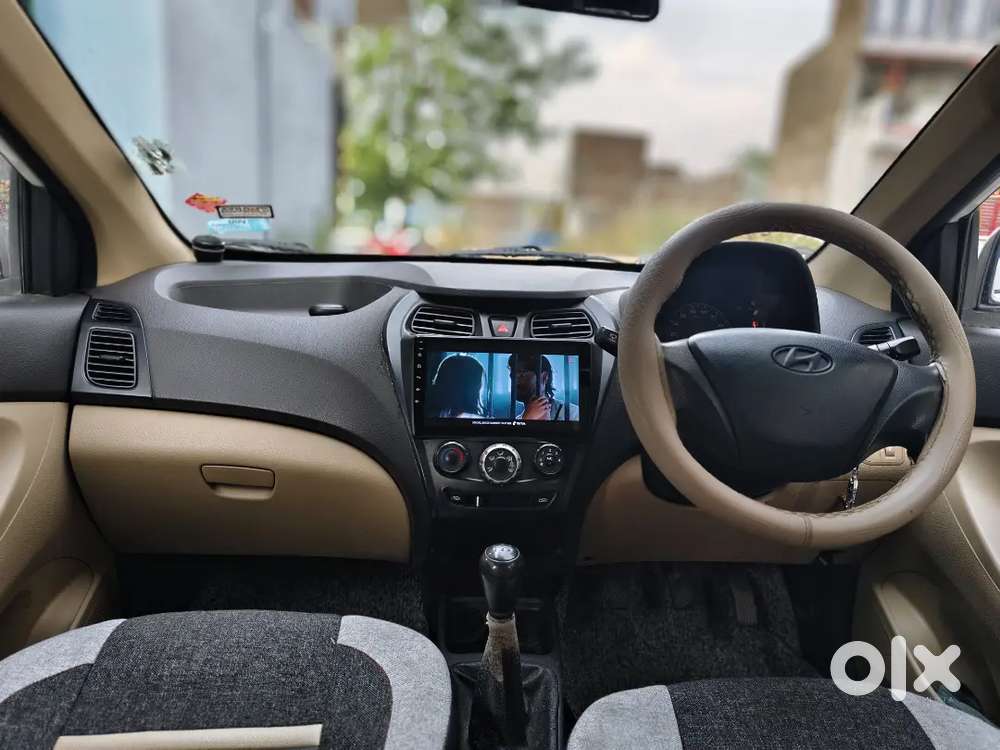 Hyundai Eon 2017. Exchange Me Dusri Gadi Bhi Chalengi