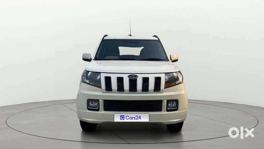 Mahindra Tuv 300 T10, 2018, Diesel