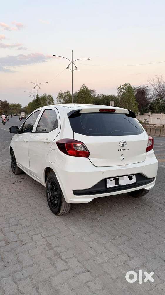 Tata Tiago 1.2 Revotron Xt (o), 2022, Petrol