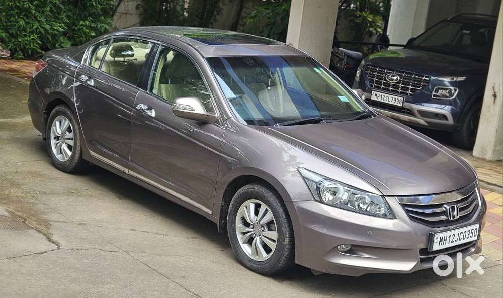 Honda Accord 2.4 Manual, 2012, Petrol