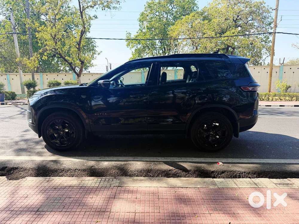Tata Safari Adventure X Plus 7 Str At, 2025, Diesel
