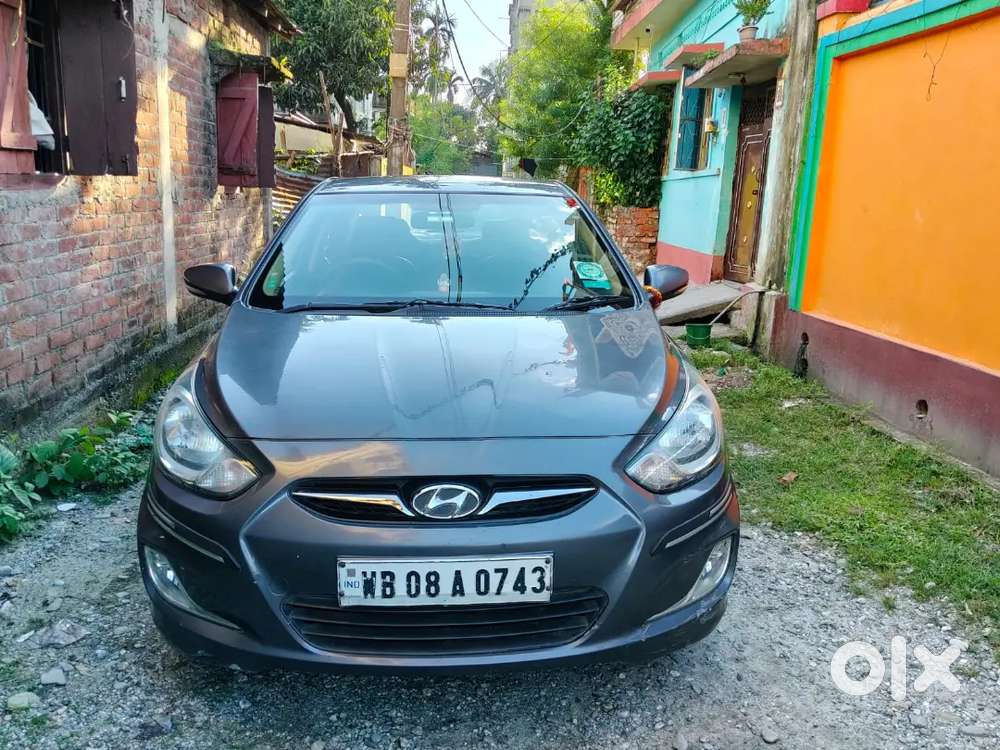 Hyundai Fluidic Verna 2014 Petrol Well Maintained