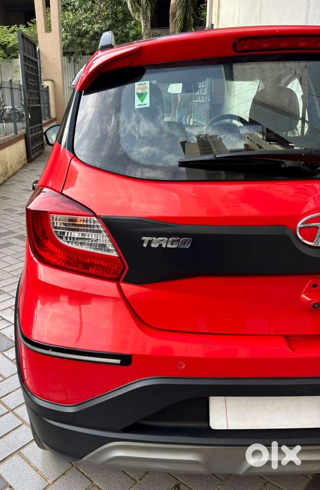 Tata Tiago 1.2 Revotron Xza, 2023, Petrol
