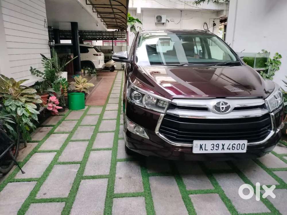 2017 Z Auto.family Using.(delhi Re)frm Toyota Showroom U Trust Delhi.