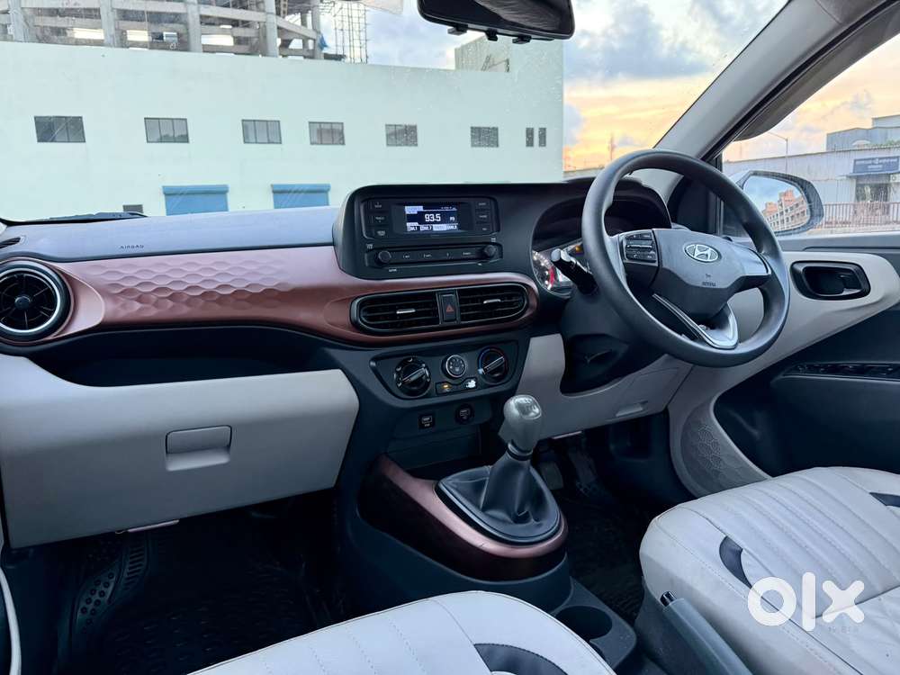 Hyundai Aura 1.2 S Petrol Amt, 2022, Petrol