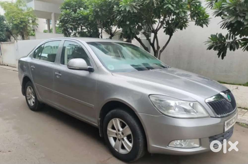 Skoda Laura 1.9 Elegance 2013