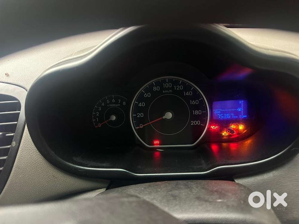 Hyundai I10 2017 Petrol 75000 Km Driven