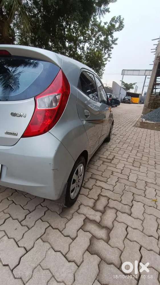 Hyundai Eon 2013 Petrol Well Maintained