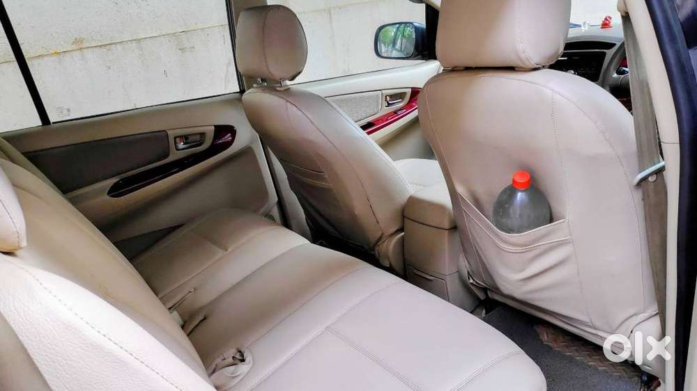 Toyota Innova 2006 Diesel Vvvip Number