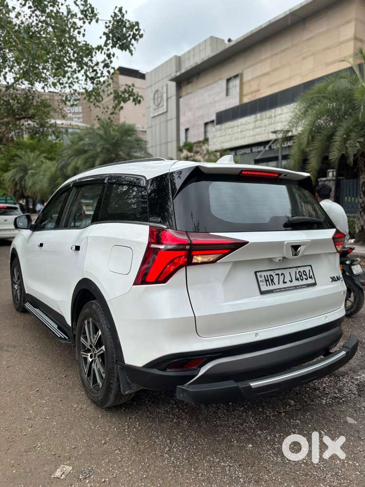 Mahindra Xuv700 Ax7l 6 Str At, 2021, Petrol