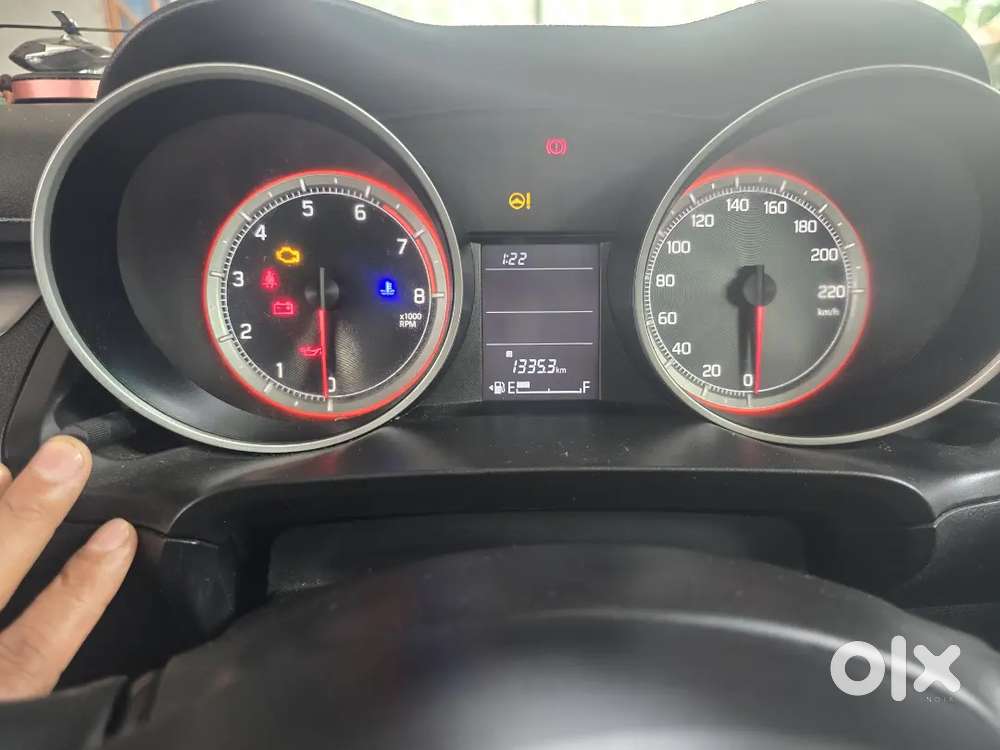 Maruti Suzuki Swift 2023 Model Vxi