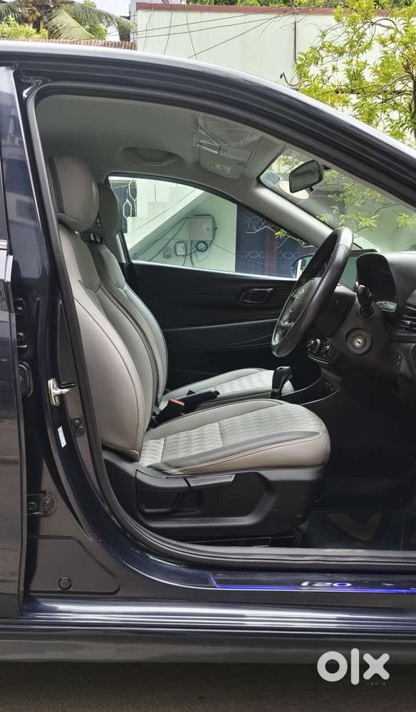 Hyundai I20 Sportz 1.2 Ivt, 2023, Petrol